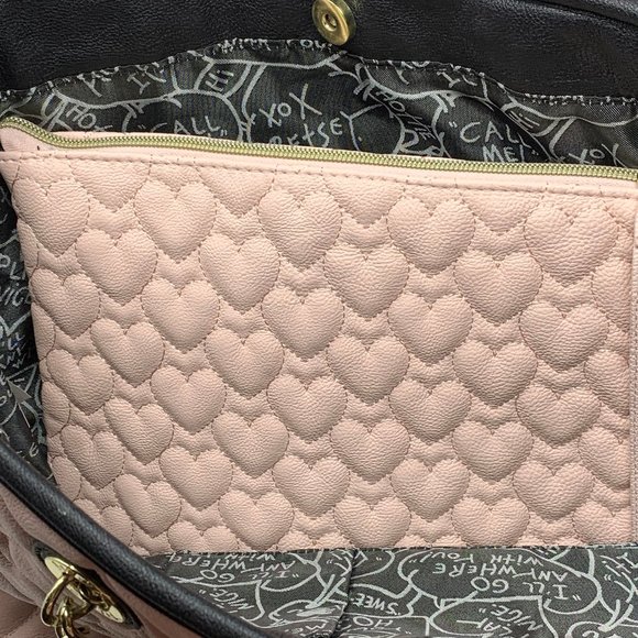 BETSY JOHNSON Tote Handbag w/ Makeup Bag (lt pink) - Picture 6 of 8